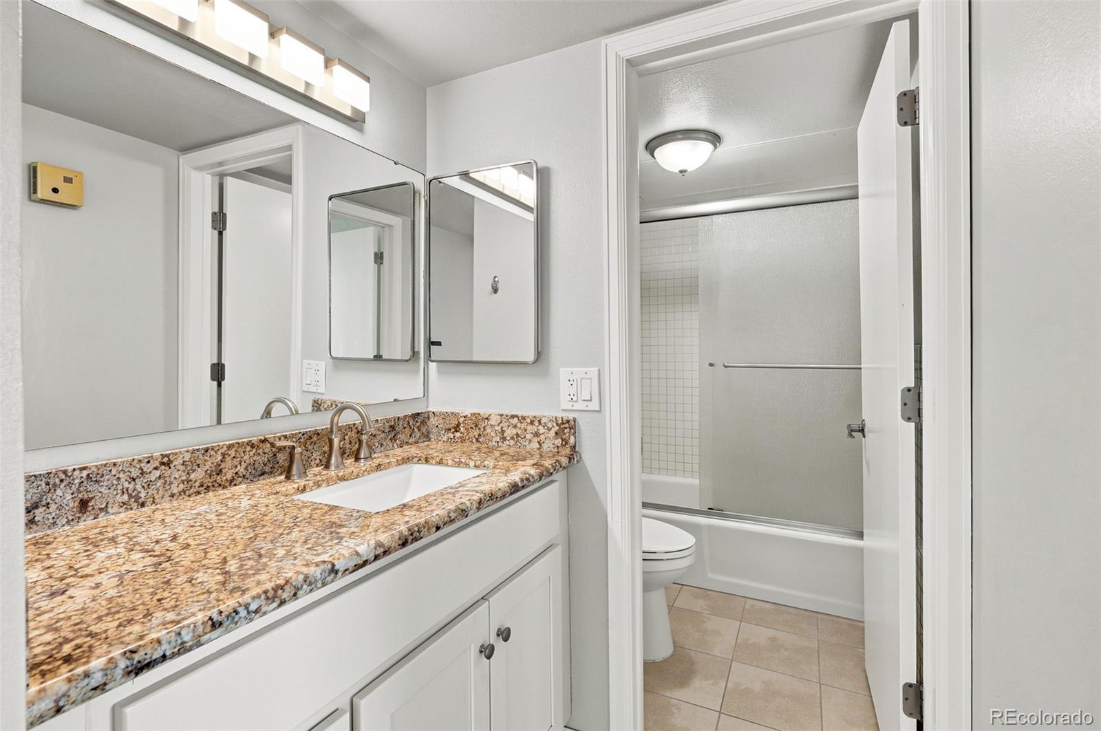 1020 15th Street Unit: 33G