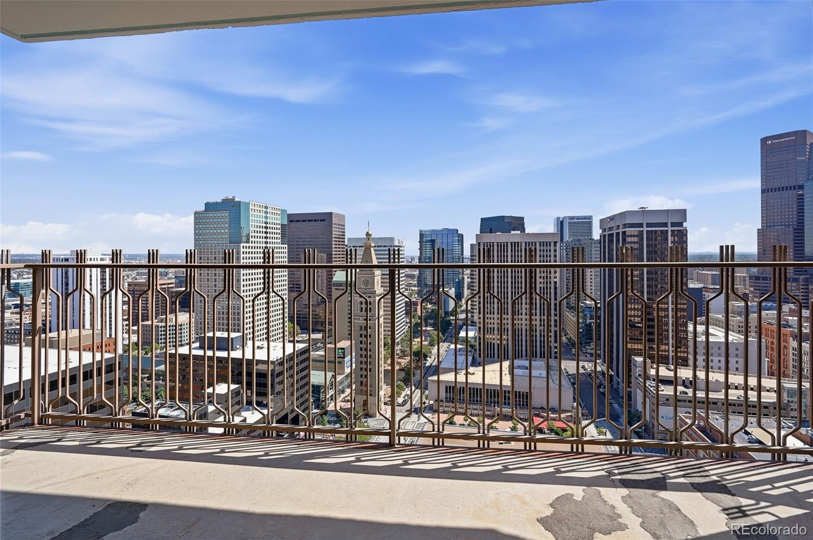 1020 15th Street Unit: 33G