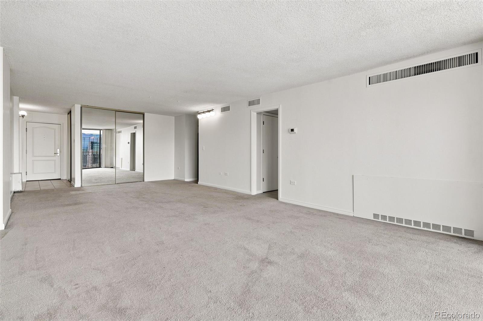 1020 15th Street Unit: 33G