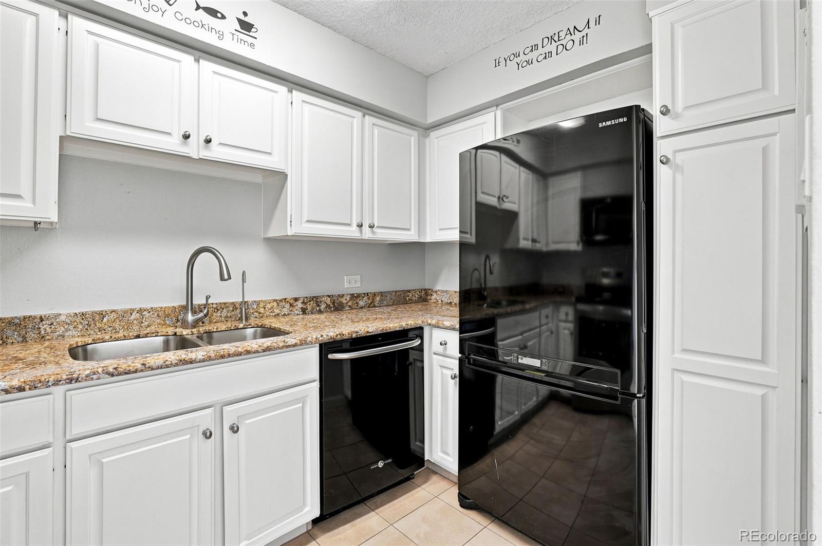 1020 15th Street Unit: 33G