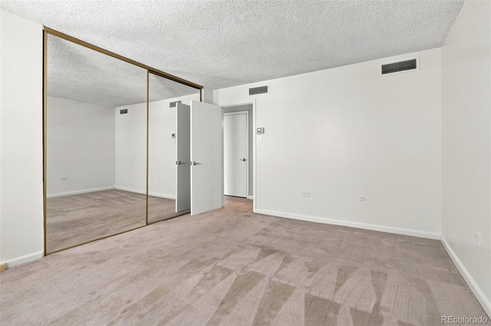 1020 15th Street Unit: 33G
