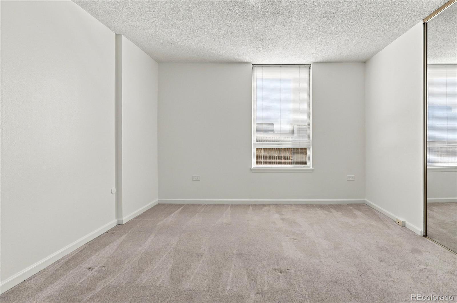 1020 15th Street Unit: 33G