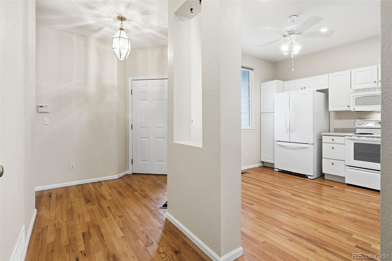 2526 S Tucson Circle