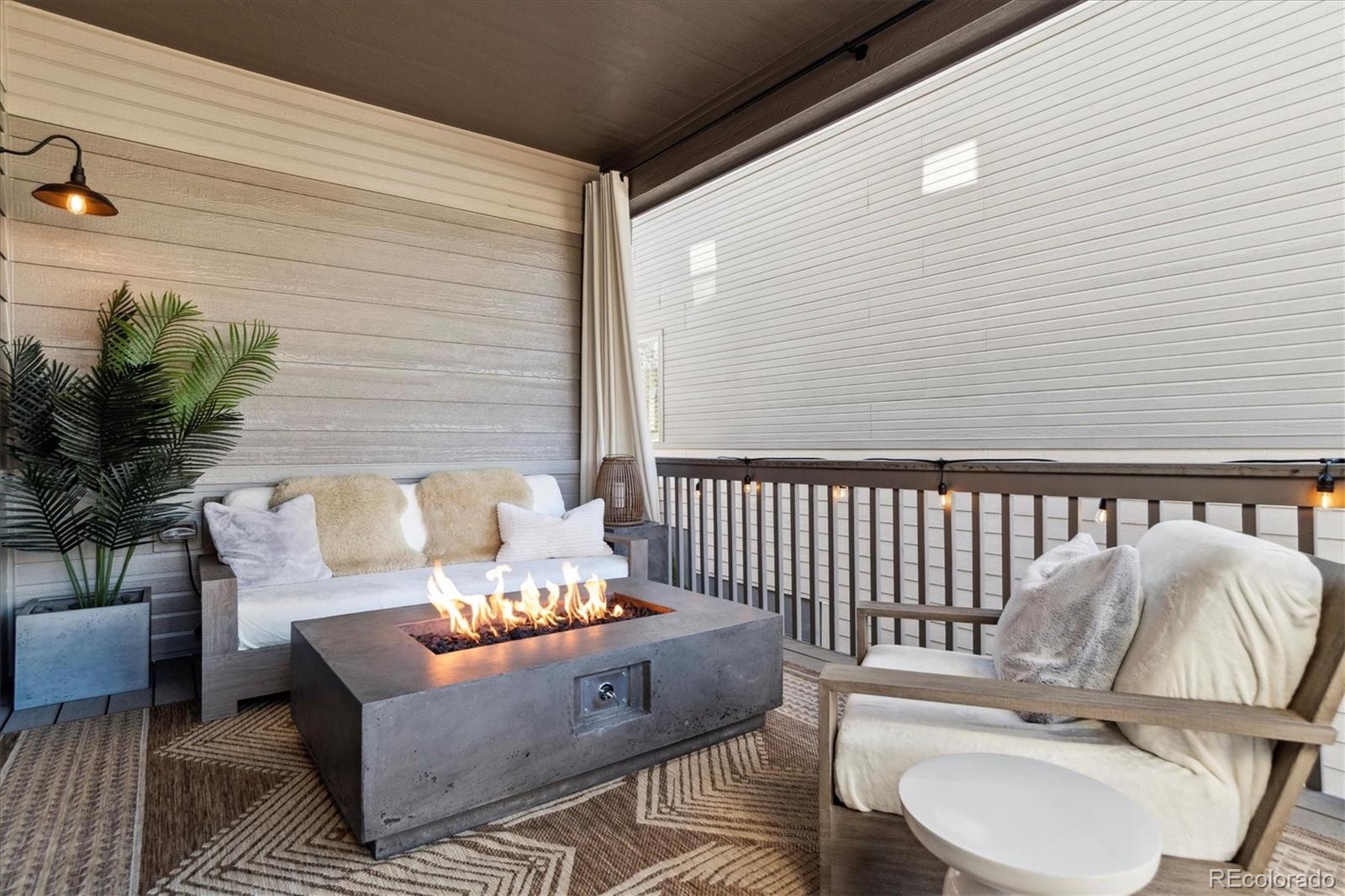 3401 Cranston Circle