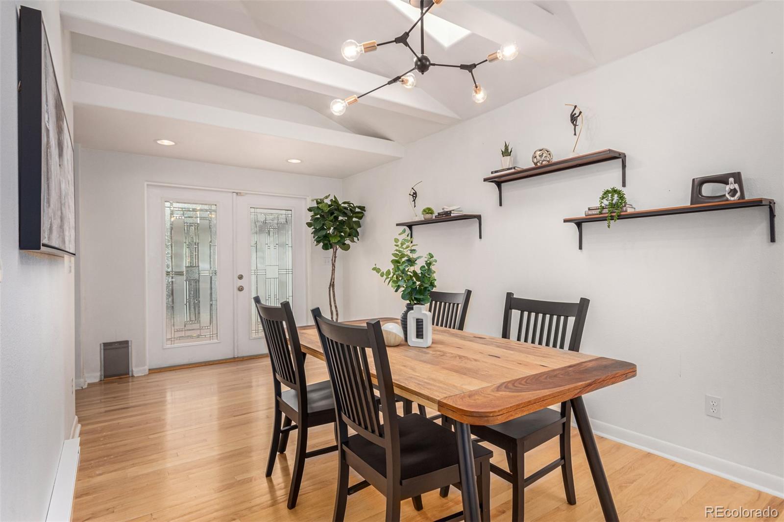 5735 W Florida Avenue