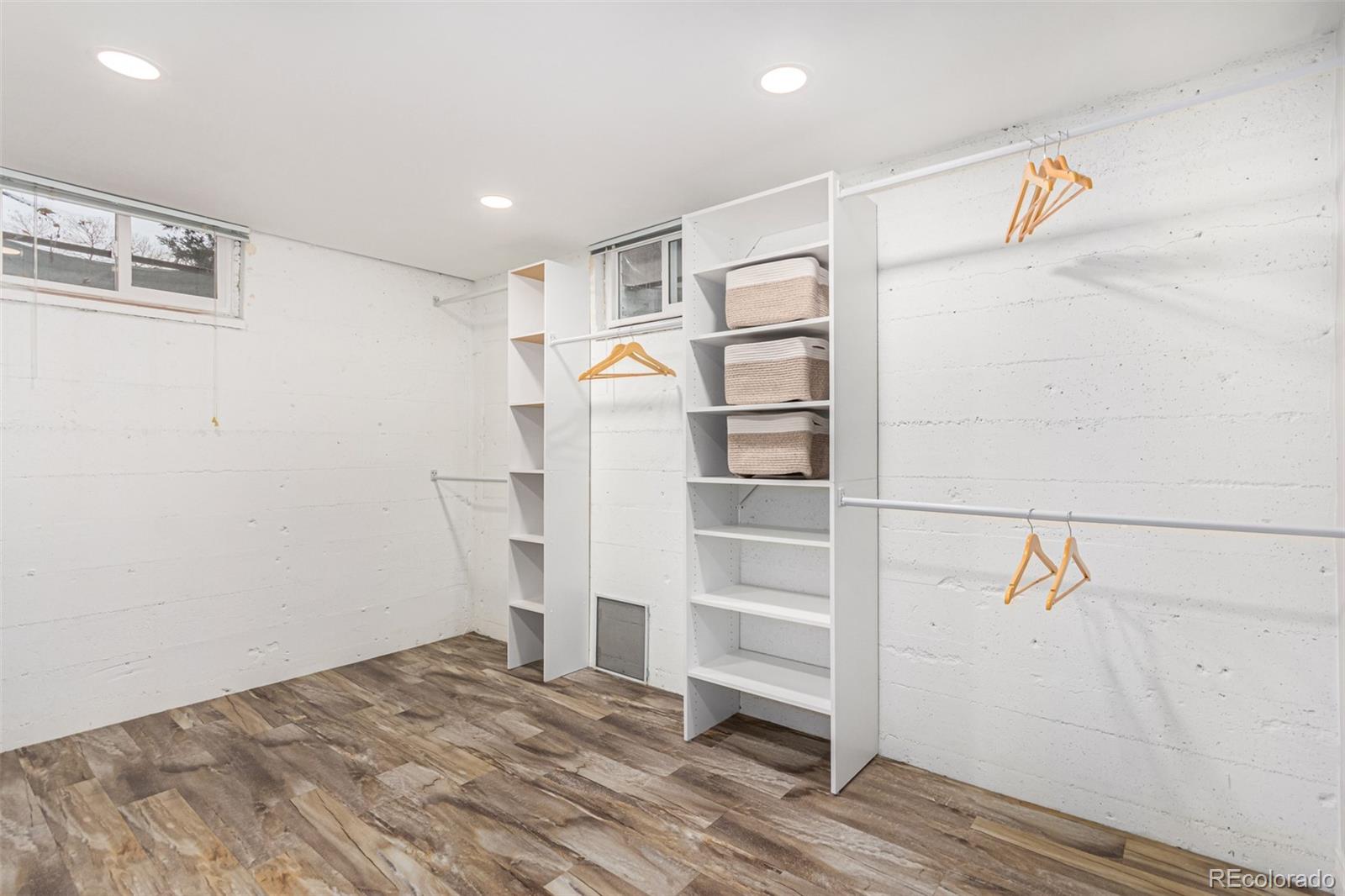 5735 W Florida Avenue