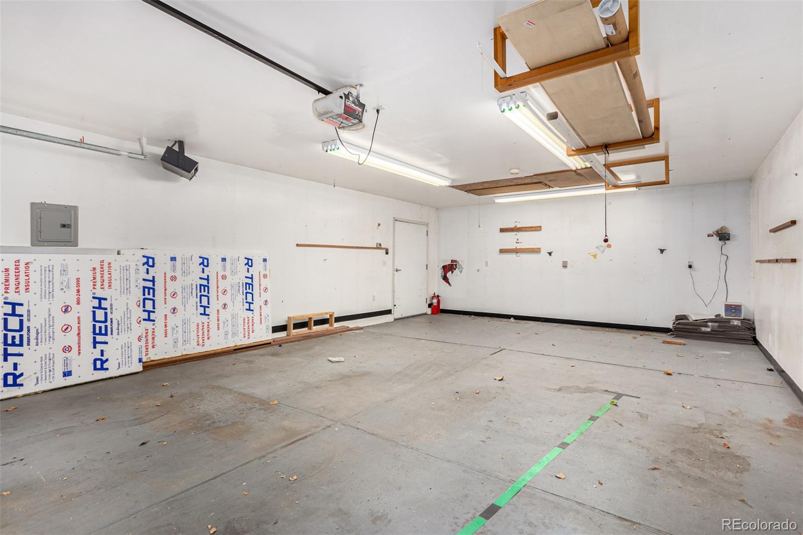 5735 W Florida Avenue