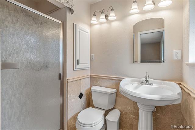 222 W Fremont Avenue