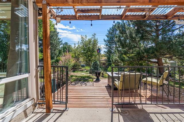 222 W Fremont Avenue