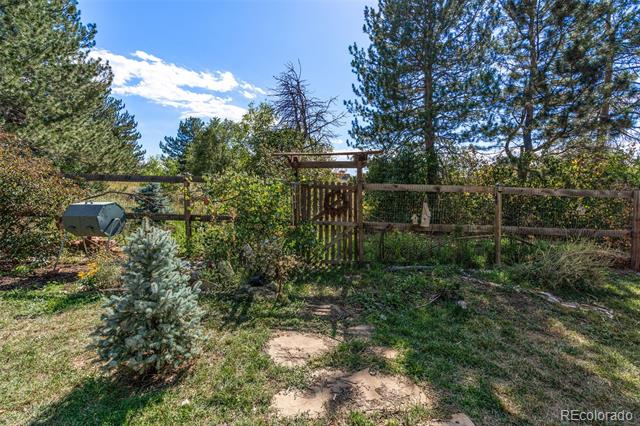 222 W Fremont Avenue