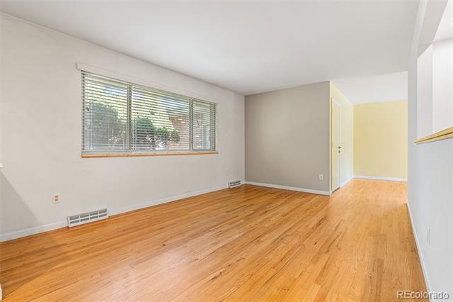 222 W Fremont Avenue