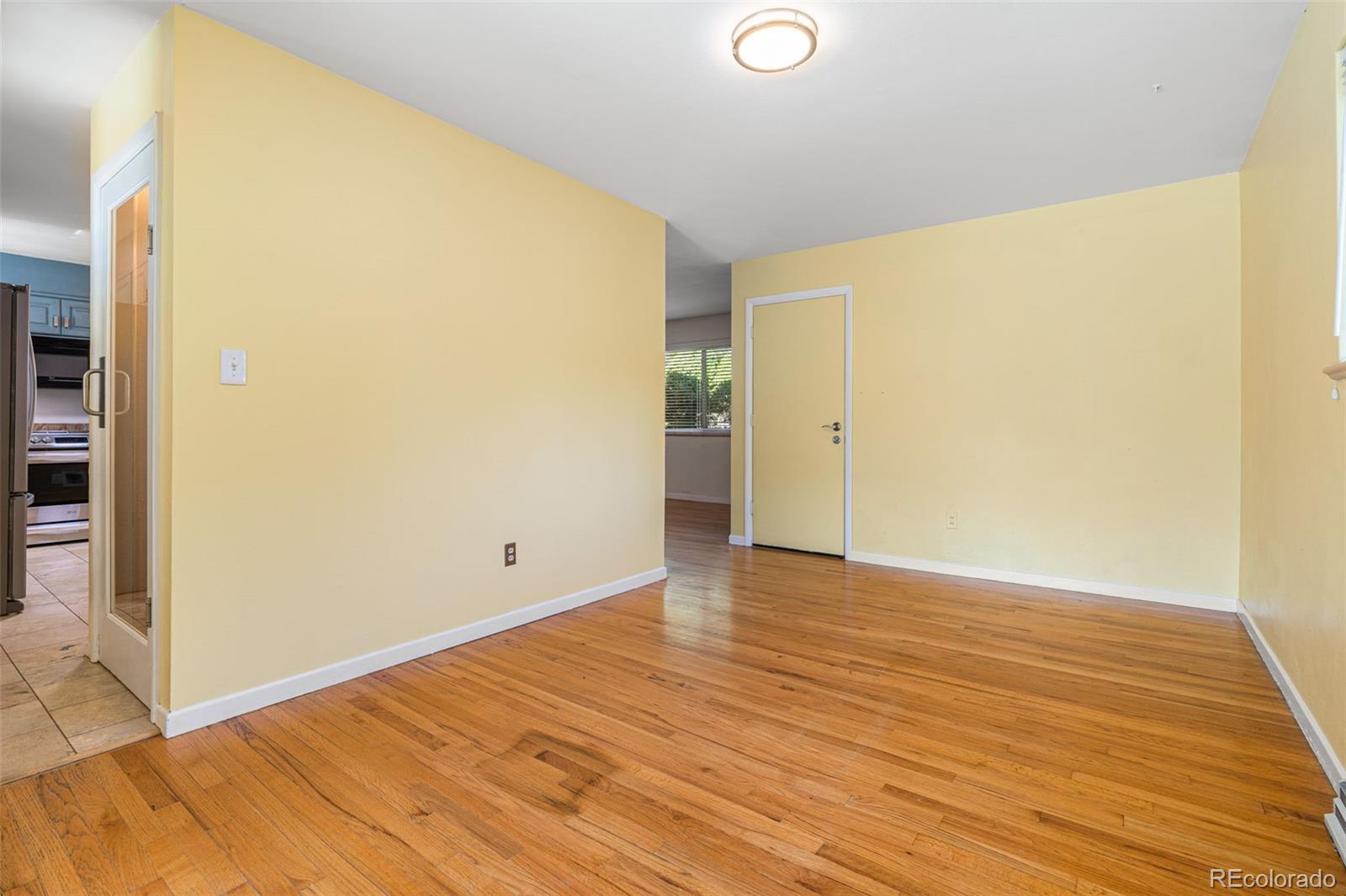 222 W Fremont Avenue