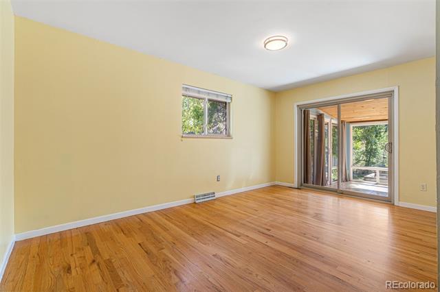 222 W Fremont Avenue
