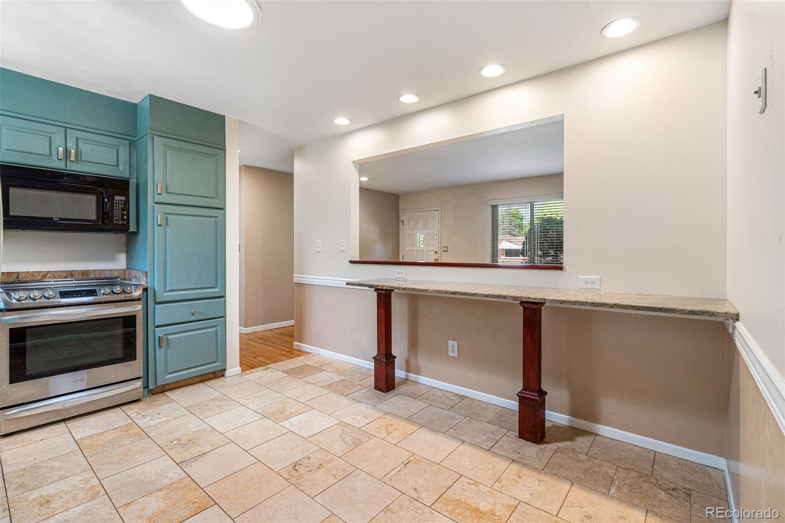 222 W Fremont Avenue