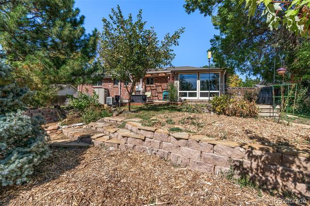 222 W Fremont Avenue