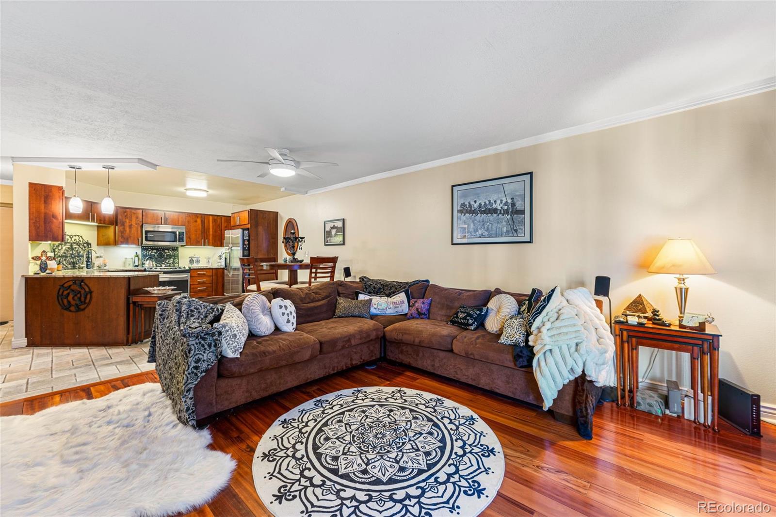 1625 Larimer Street Unit: 1008