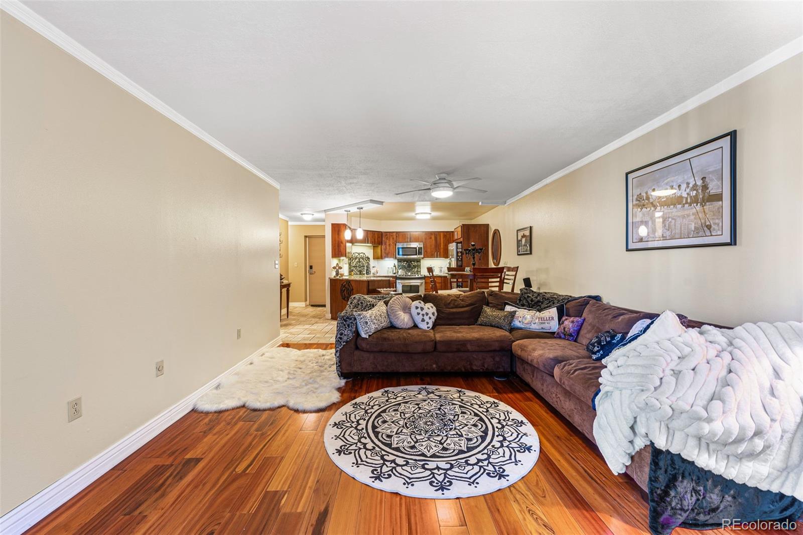 1625 Larimer Street Unit: 1008