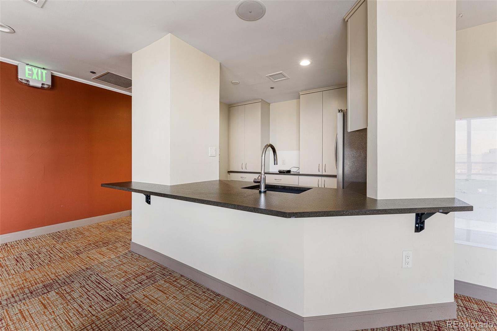 1625 Larimer Street Unit: 1008