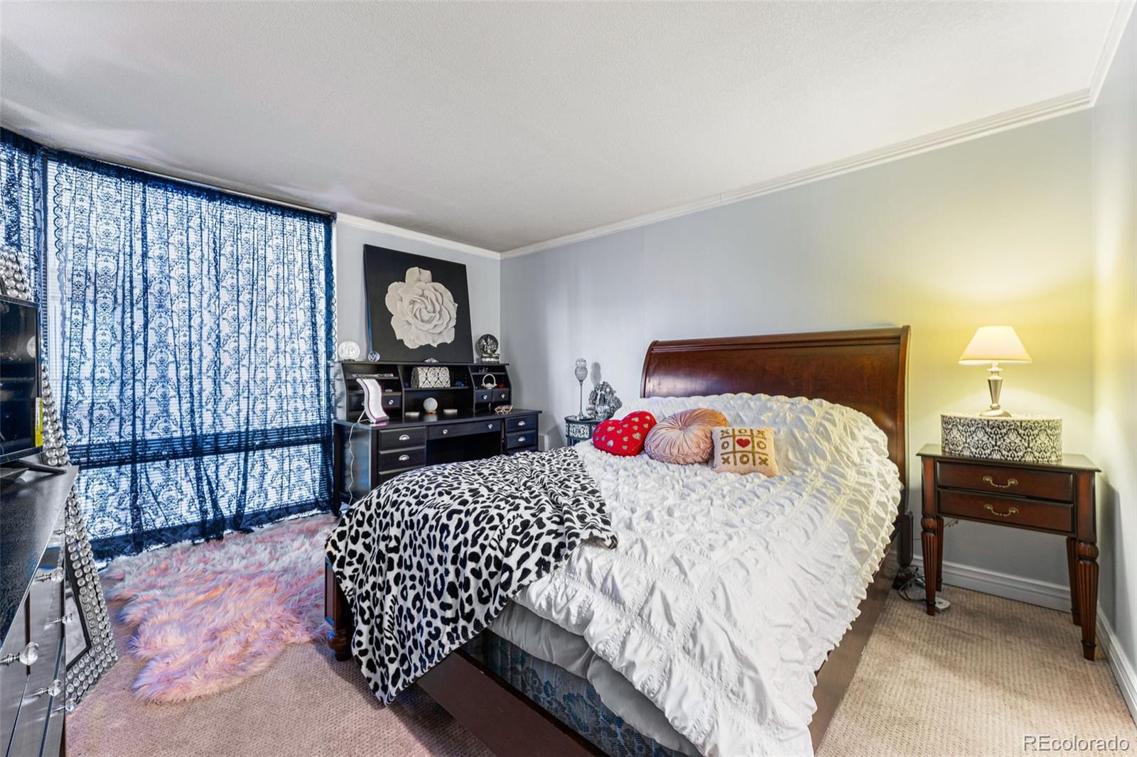 1625 Larimer Street Unit: 1008
