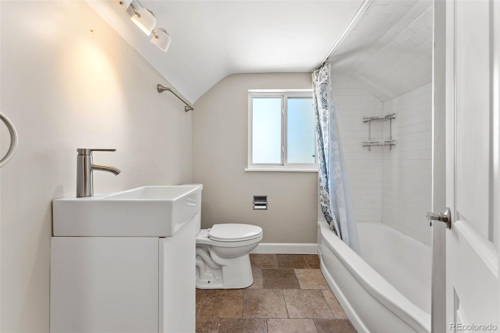 9560 W 38th Avenue Unit: A