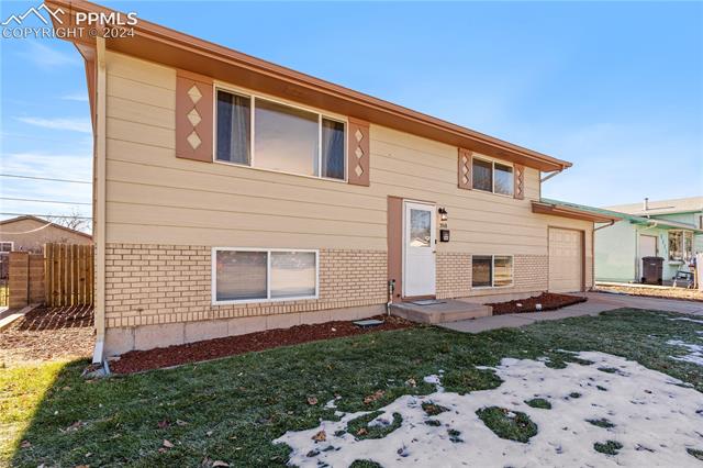 3518 Elmwood Circle