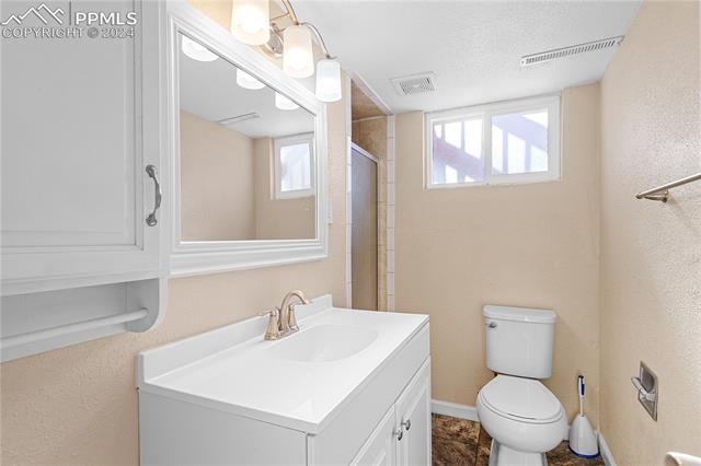 3518 Elmwood Circle