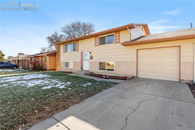 3518 Elmwood Circle