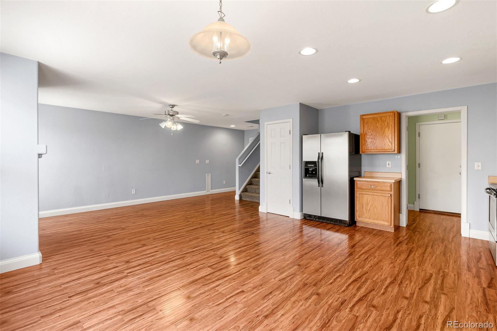 8081 S Kittredge Way