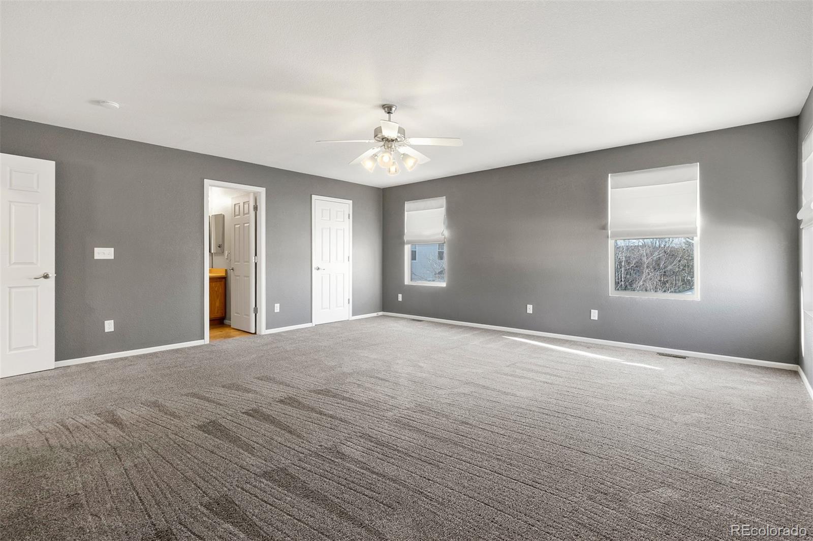 8081 S Kittredge Way