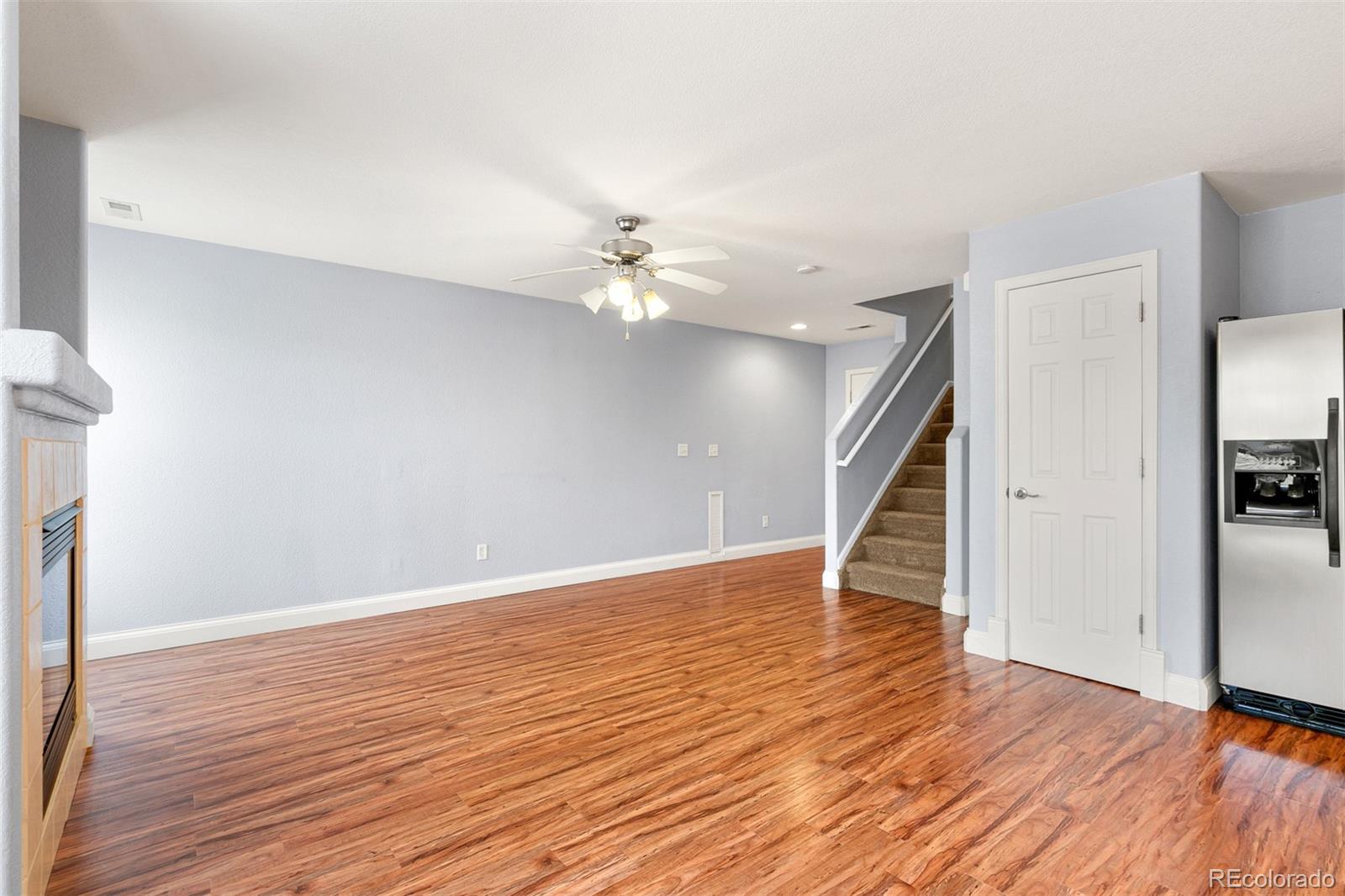 8081 S Kittredge Way