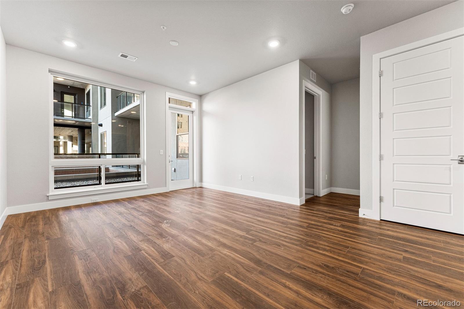 20 Wilcox Street Unit: 207