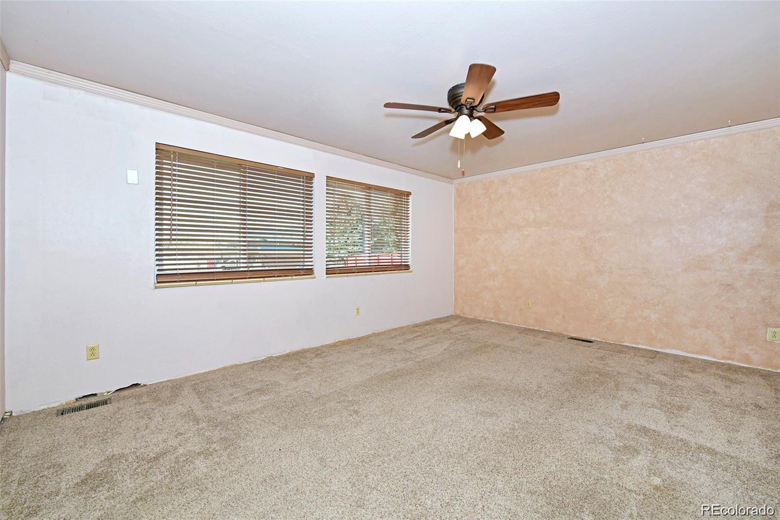 645 Quebec St Street