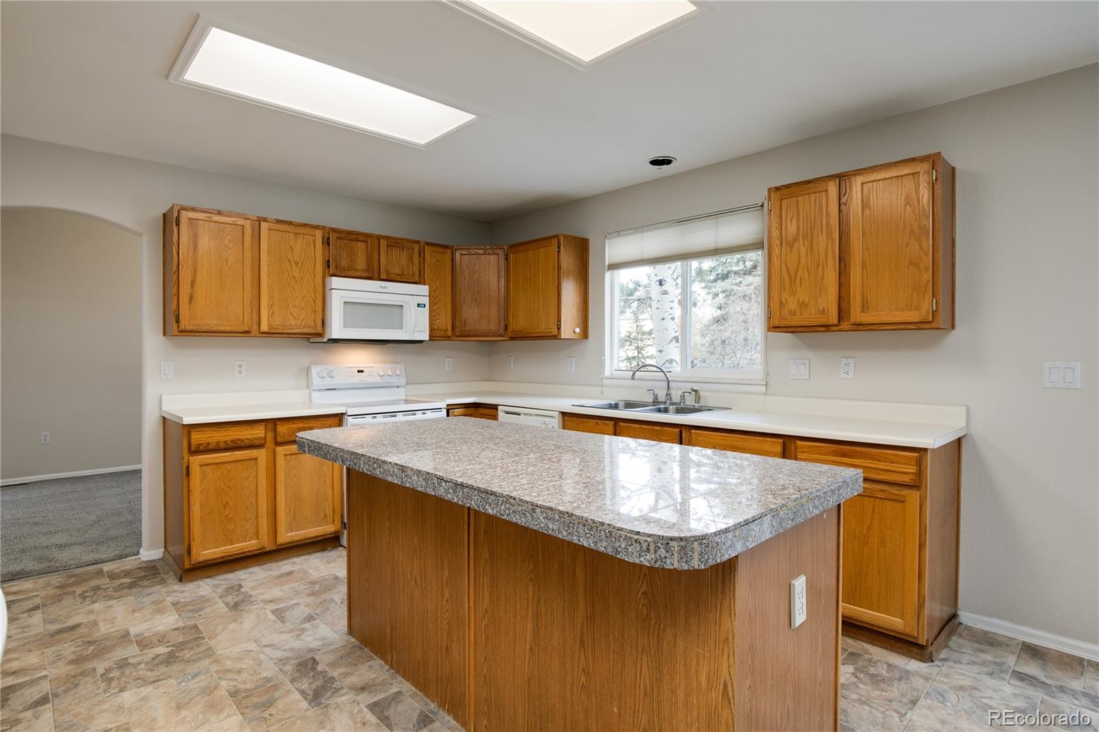 19467 E Crestridge Circle