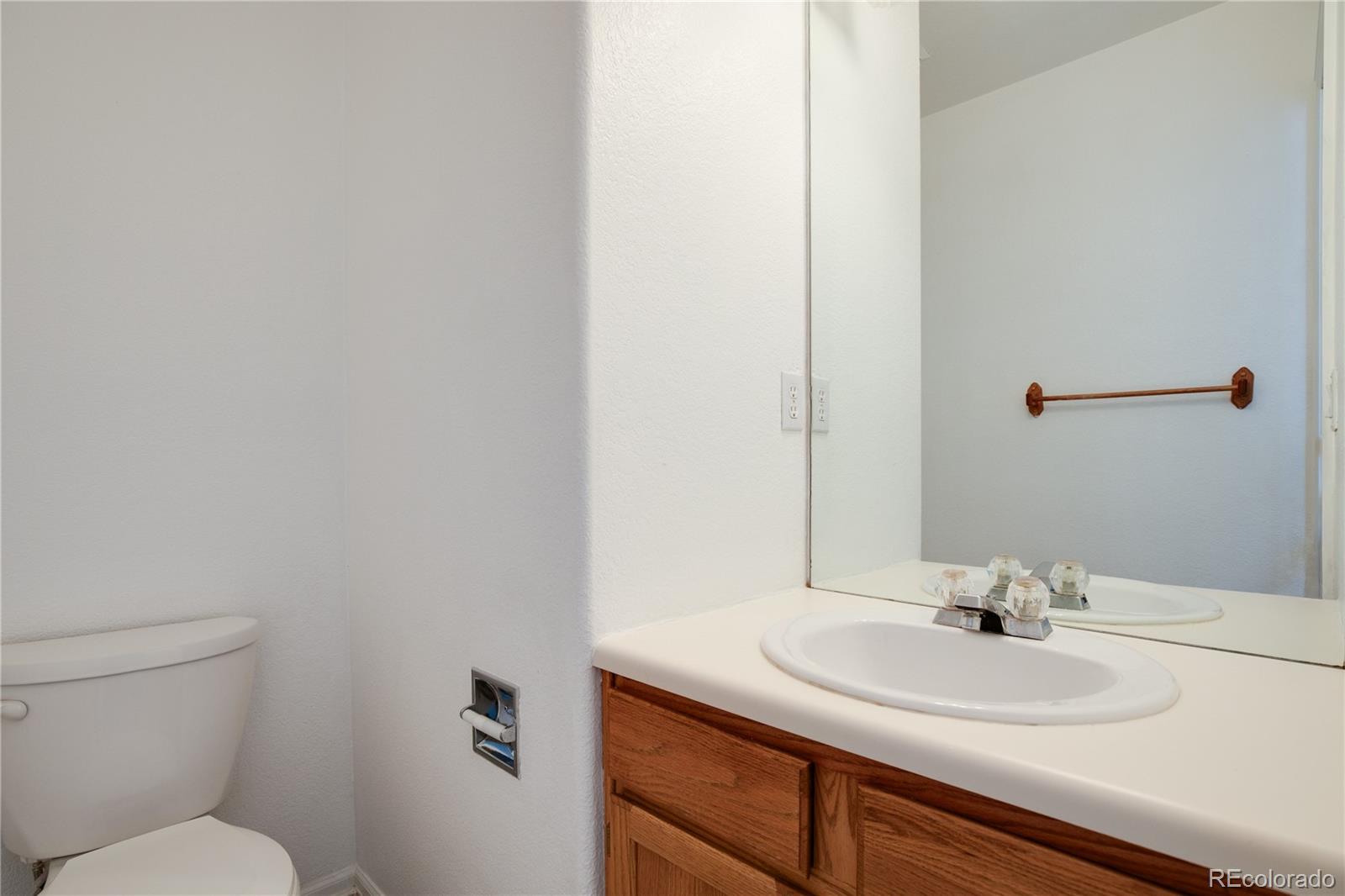 19467 E Crestridge Circle