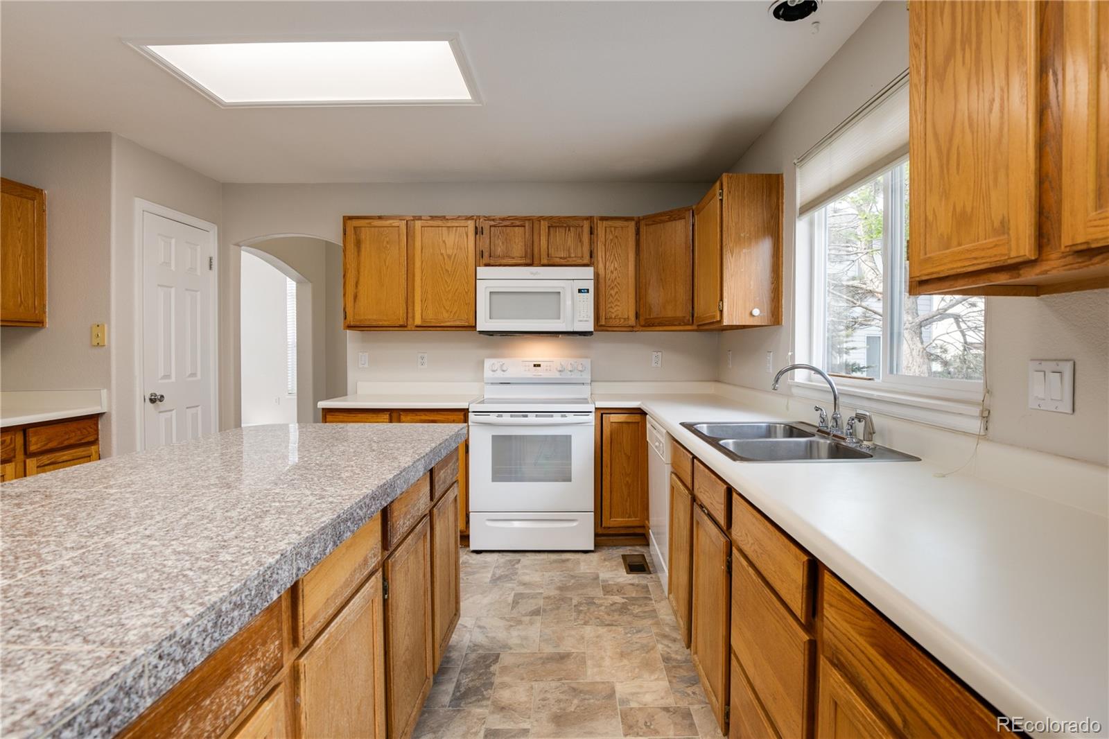 19467 E Crestridge Circle