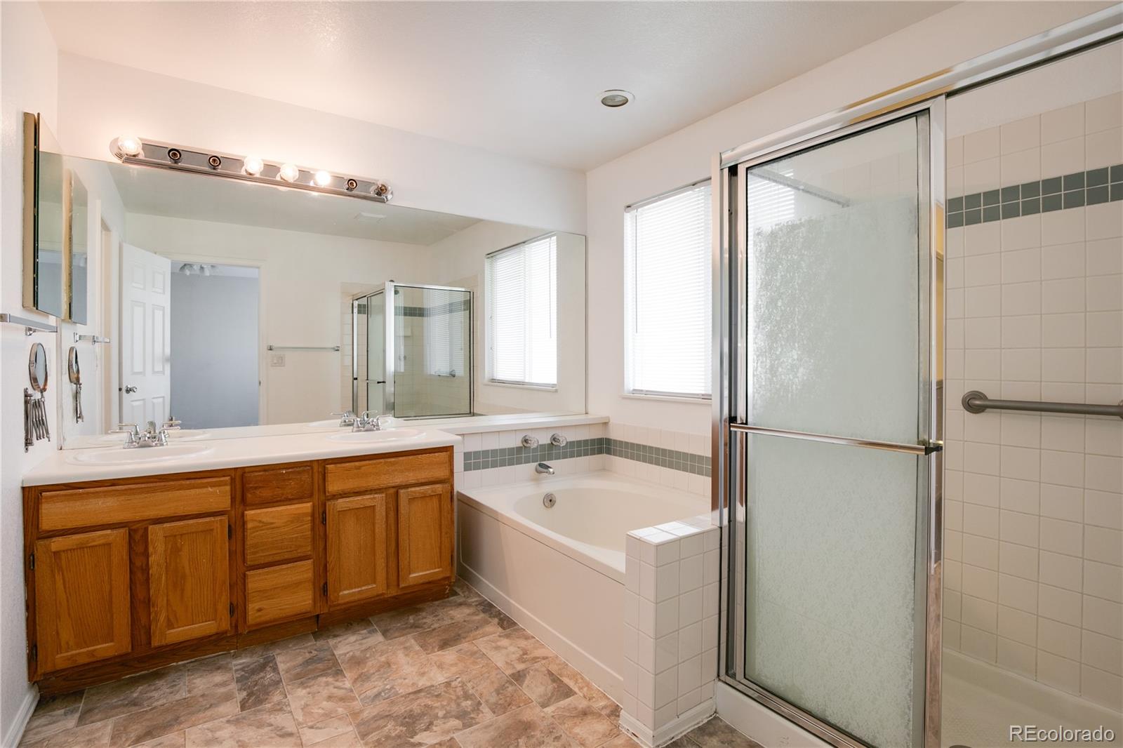 19467 E Crestridge Circle