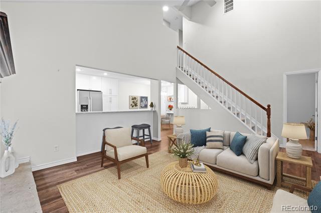 3187 E Long Circle