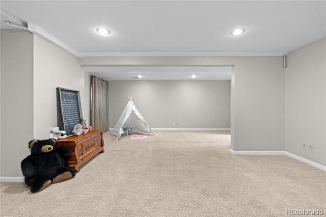 3187 E Long Circle