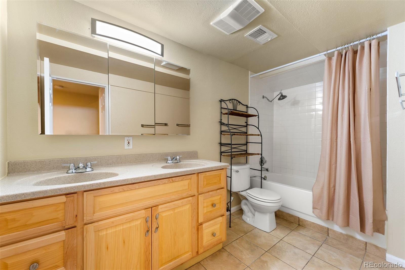 9514 Pinebrook Street