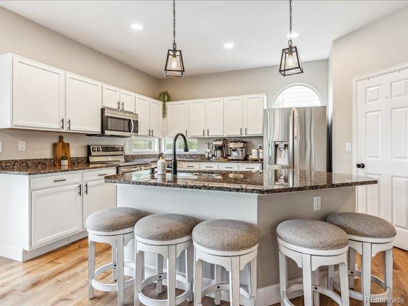 971 Beacon Hill Drive