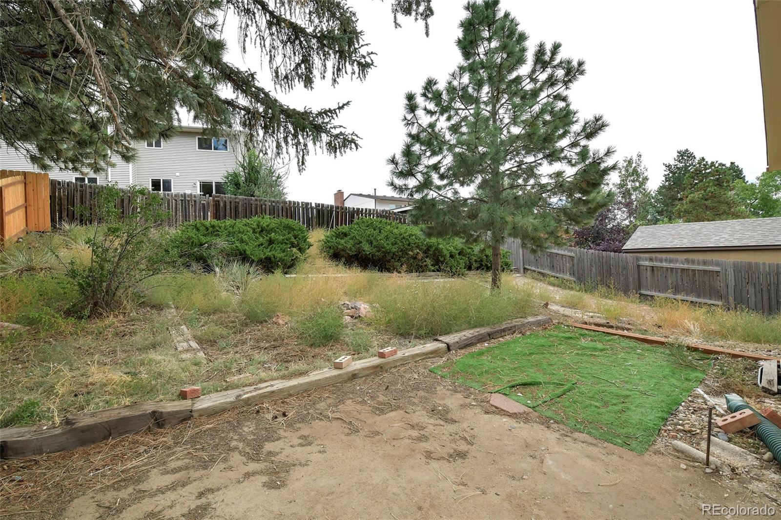 5559 Descanso Circle E