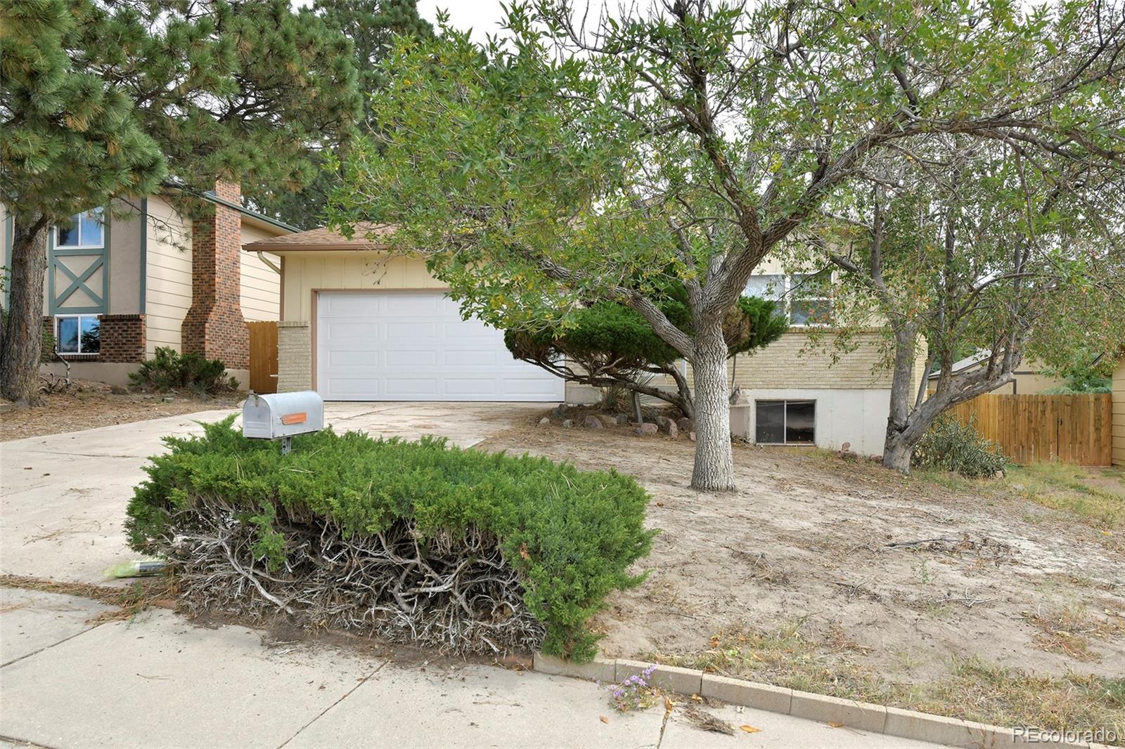 5559 Descanso Circle E