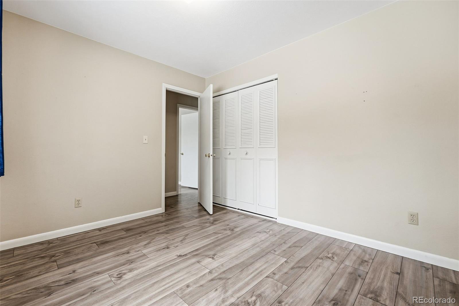 5559 Descanso Circle E