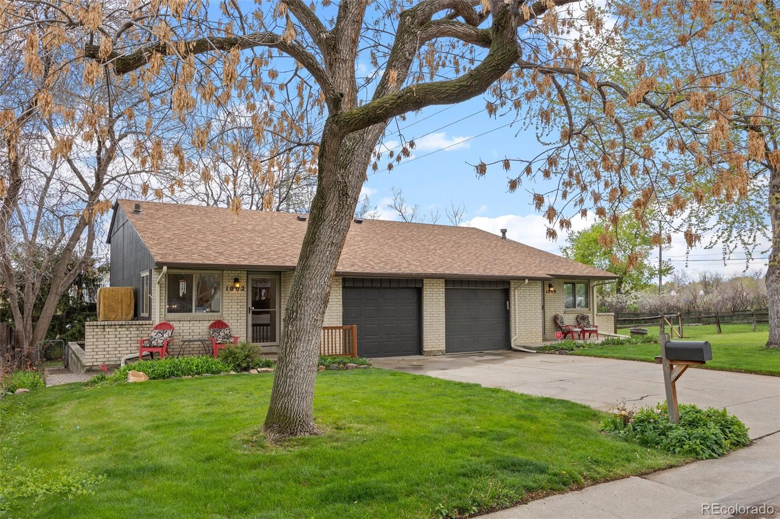 1000 - 1002 Zang Street