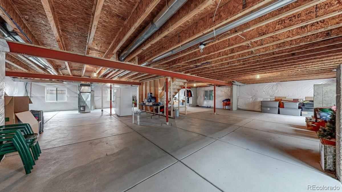 12350 Syracuse Street