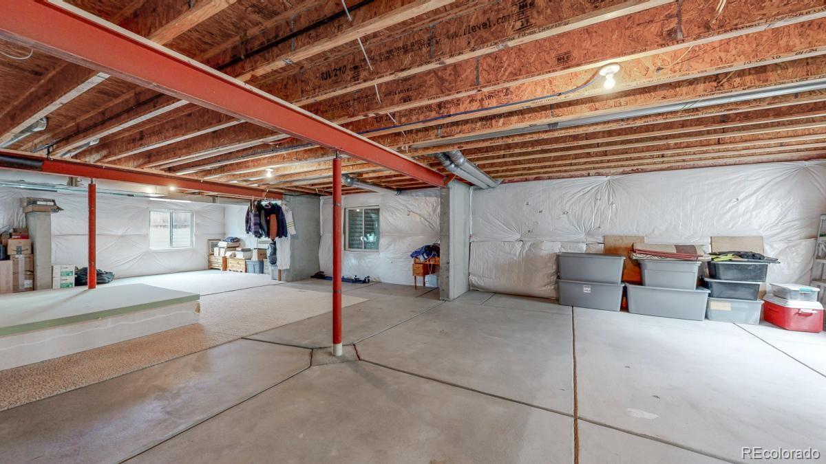 12350 Syracuse Street