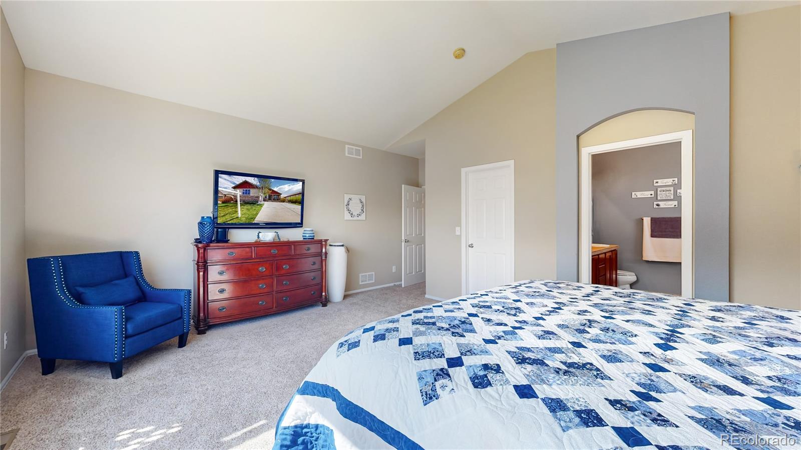 12350 Syracuse Street