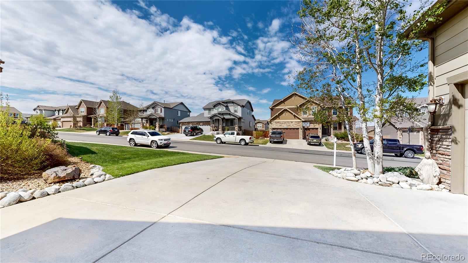 12350 Syracuse Street