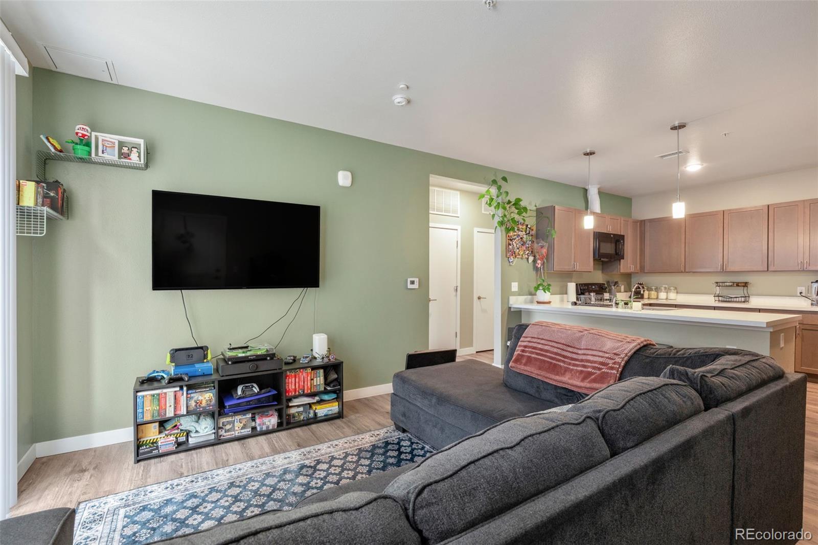 8475 E 36th Avenue Unit: 109
