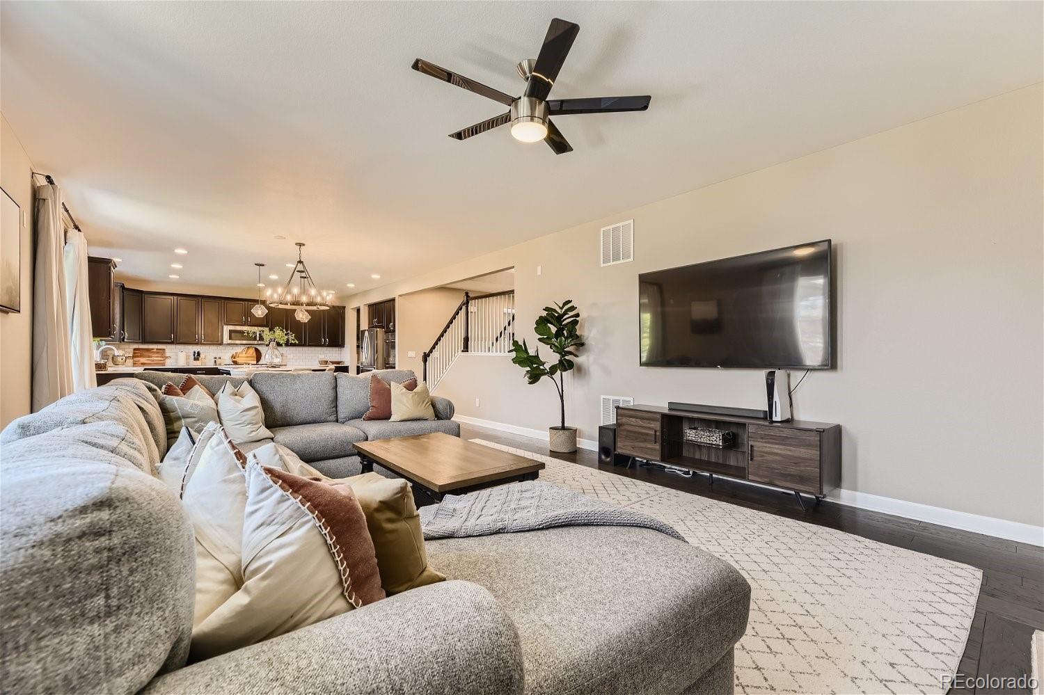 14175 Double Dutch Circle